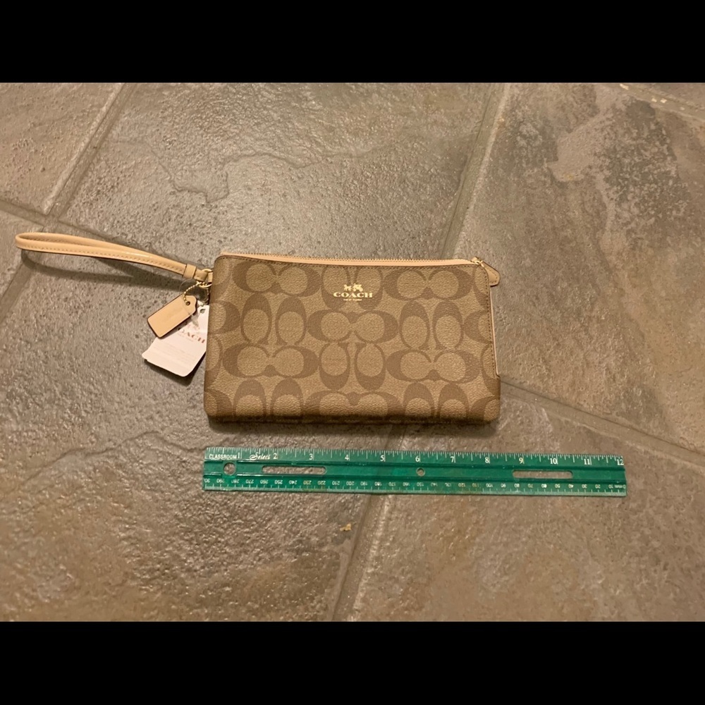 Coach NWT double zip wallet/wristlet - Picture 3 of 16